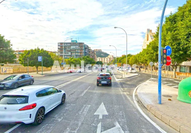 Terreno urbano en Av. Denia — 5