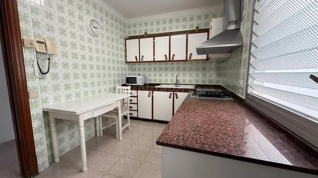 Piso amplio con salón de 28 m2, vistas despejadas y 3 habita - foto 5