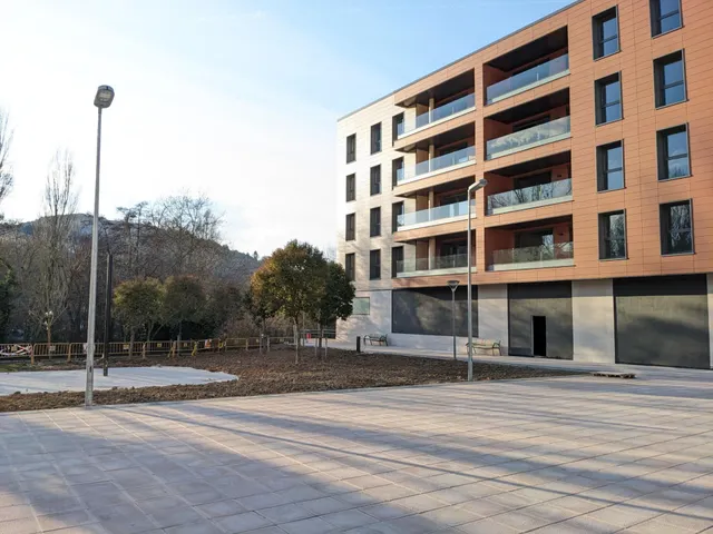 Local  de obra en Estella — 5
