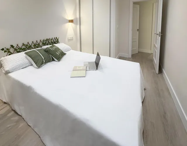 Piso reformado y luminoso de 2 habitaciones junto al campus del milán Oviedo — 14