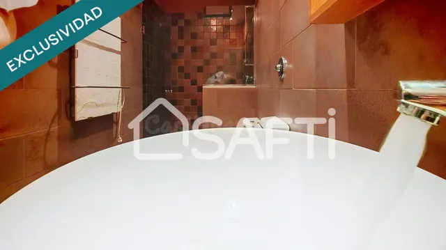 Piso señorial en pleno centro de Gijón a 3 minutos andando del Puerto y 5 de San Lorenzo — 6