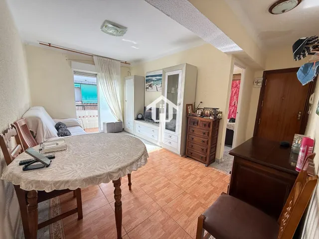 PISO EN VENTA EN ALICANTE. 66m2, 3 habitaciones, 1 BAÑO, CUARTA PLANTA SIN ASCENSOR. ZONA DE ALTOZANO — 8