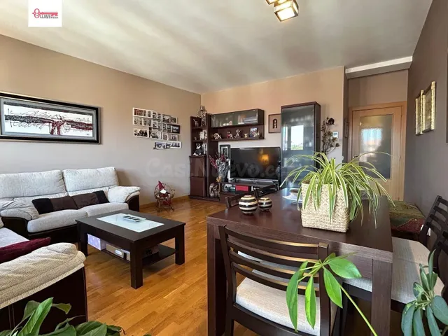 Amplio y Moderno Piso en Santa Teresa-San Pedro Cardeña, Bur - foto 2