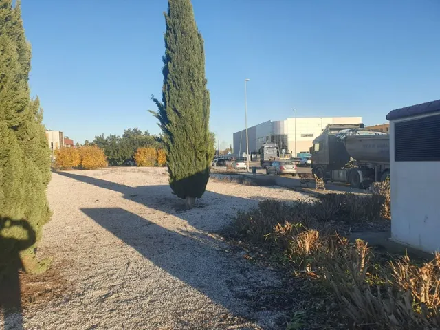 Terreno industrial 637m² en venta - EVILLA EXTREMADURA POLIG