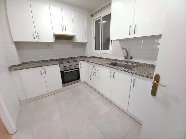 Bonita vivienda en la calle Salamanca — 6