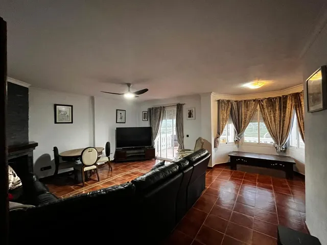 Chalet 4 habitaciones 251m² en venta - South of spain — 3