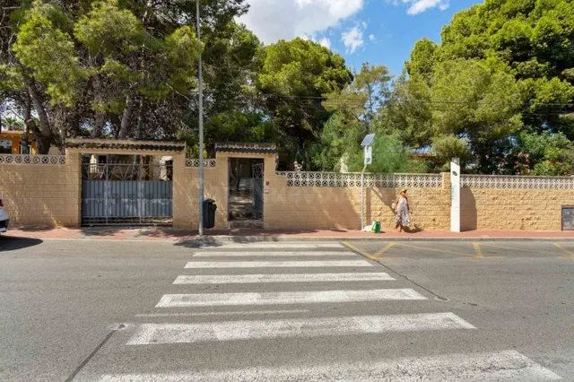 Villa 6 habitaciones 350m² en venta - La Ciñuelica — 6