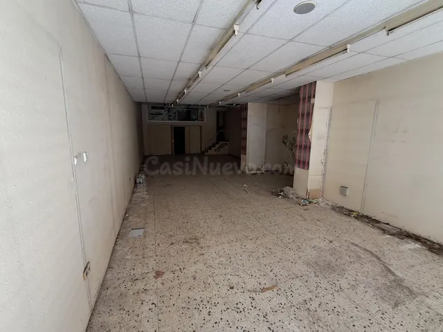 LOCAL COMERCIAL DE LLOGUER A LA RAMBLA SANT FERRAN D'IGUALAD - foto 4