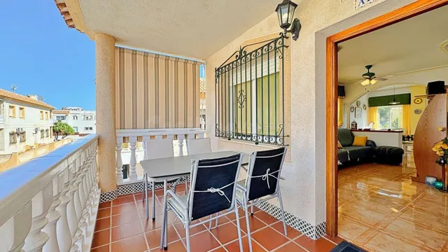 Apartamento Elegante en Ubicación Prime La Zenia — 4