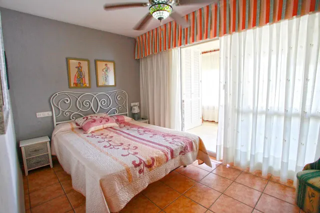 Se vende espectacular piso con dos amplias terrazas y espectaculares vistas al Mediterráneo – Torre Nuevo Portobello, Km 1,5 de La Manga — 20