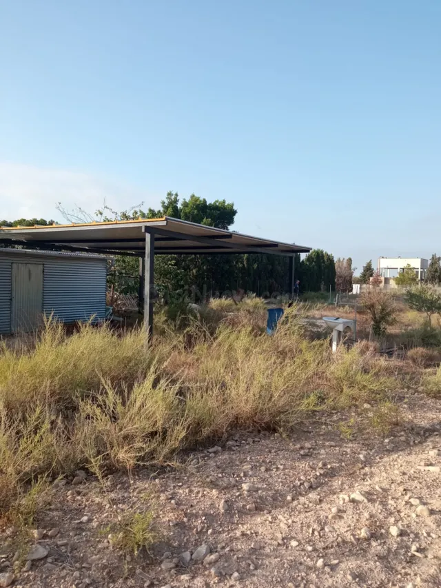 Terreno urbano vallado paro de construcción - foto 5