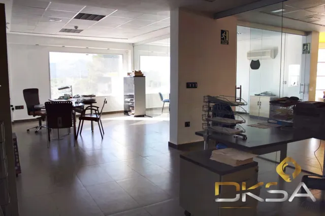 Nave con oficinas muy bien ubicada, ocasión!! — 16