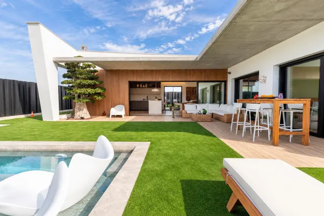 Chalet con parcela privada y piscina en La Quinta, Molina de Segura — 28