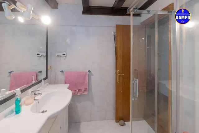 Se vende piso con encanto en la parte vieja de Irun — 23