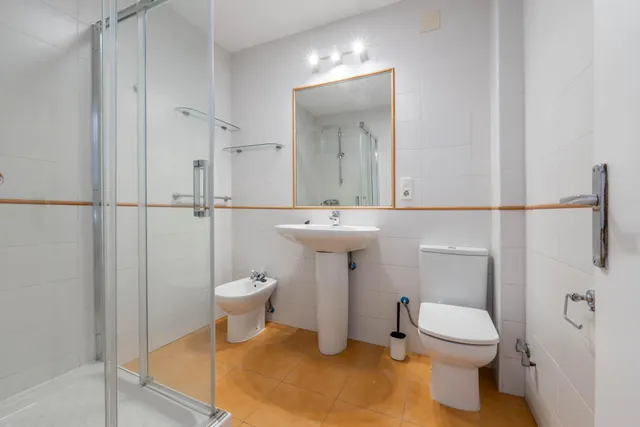 HABITACIÓN en Alquiler en Camino de Ronda, Granada — 18