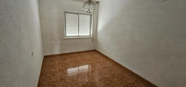 Amplio Piso para Reformar en San Javier con Luminosidad y Estilo — 6