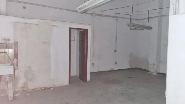 AVDA NAVARRA - 106 m2 de LOCAL COMERCIAL A PIE DE CALLE. — 13