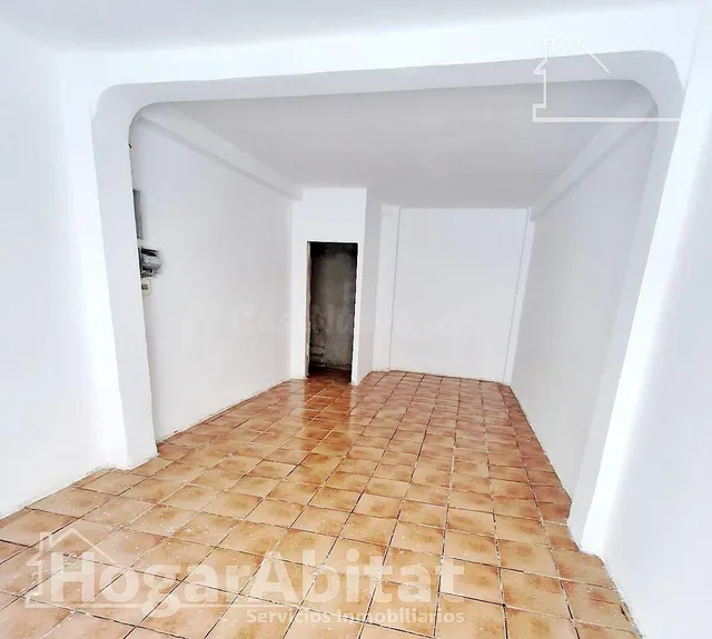 ¡OPORTUNIDAD DE INVERSIÓN! LOCAL COMERCIAL LUMINOSO Y ECONÓM - foto 2