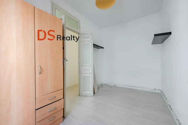 Ds realty presenta | piso 3+1 con dos balcones en malasaña. — 19