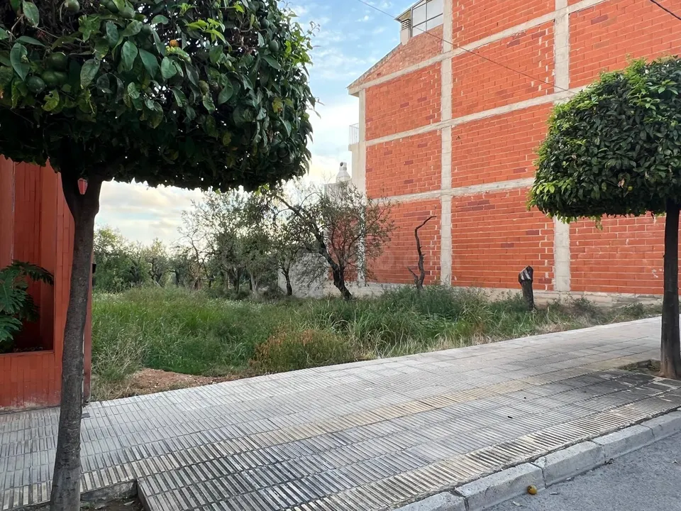 SOLAR EN VENTA EN AVENIDA CATALUNYA!