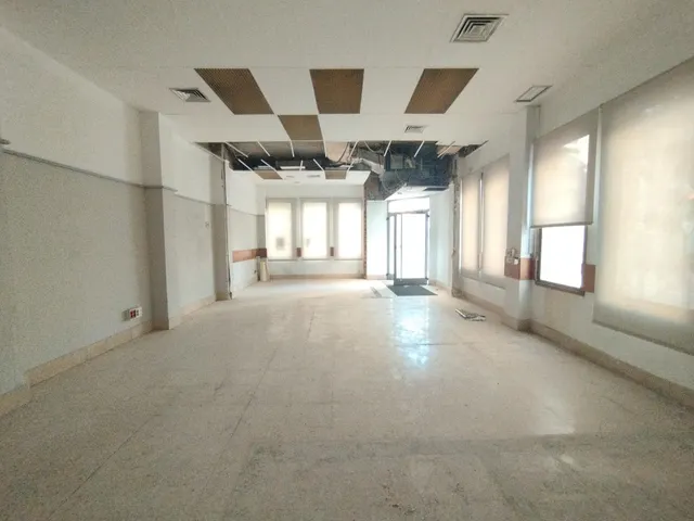 LOCAL DE ESQUINA DE 222 M2 - CO. MAGROS — 4
