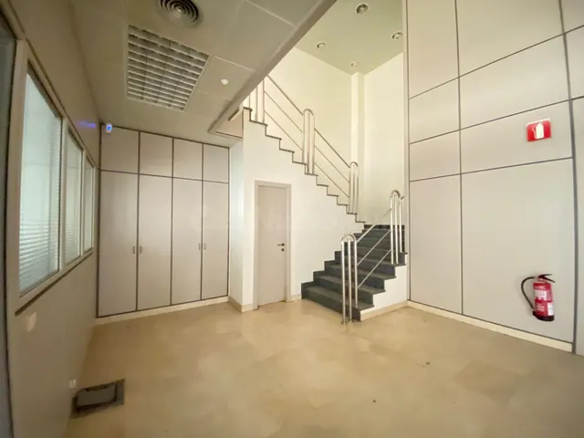 Local comercial en venta en Alicante – 256 m2 - foto 2