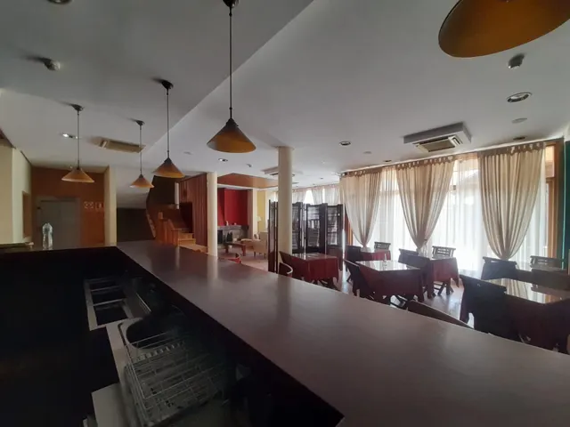 PRECIOSO EDIFICIO  A LA VENTA EN SIMANCAS (VALLADOLID) — 9