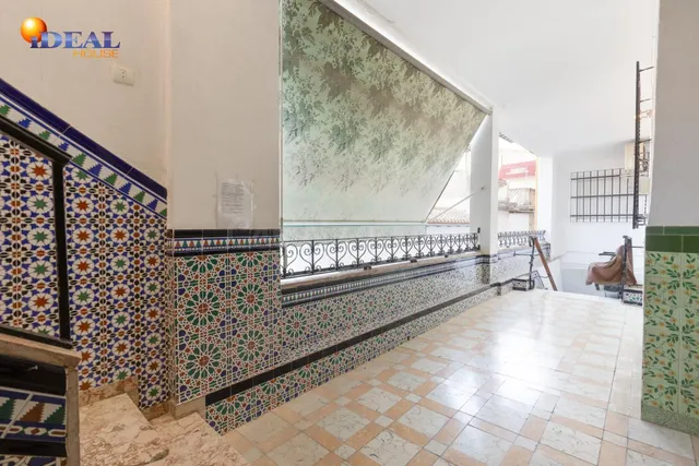 Edificio en venta completo junto a Gran Vía- Bajo Albaicín — 5