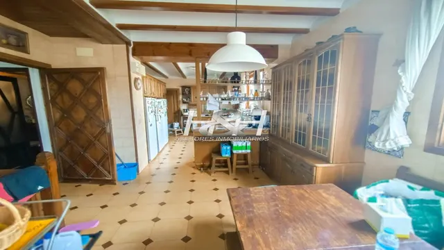 Sensacional villa en Rocafort. / HH Asesores, Inmobiliaria en Burjassot/ — 16