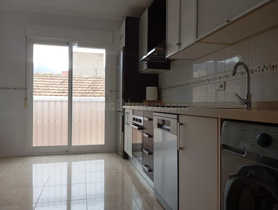 PISAZO DE 2 habitaciones CON PLAZA DE GARAJE Y TRASTERO EN EL CENTRO DE LA UNION