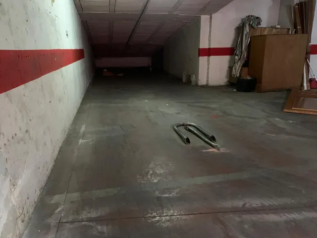 PLAZA DE GARAJE EN VENTA EN MARIA AUXILIADORA — 5