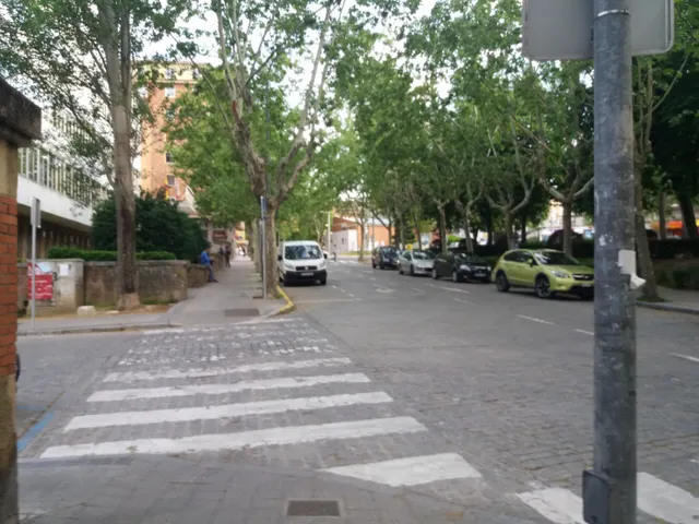 ALQUILER.-.GARAJE.-.CALLE MORILLO.-.24 METROS.- — 20