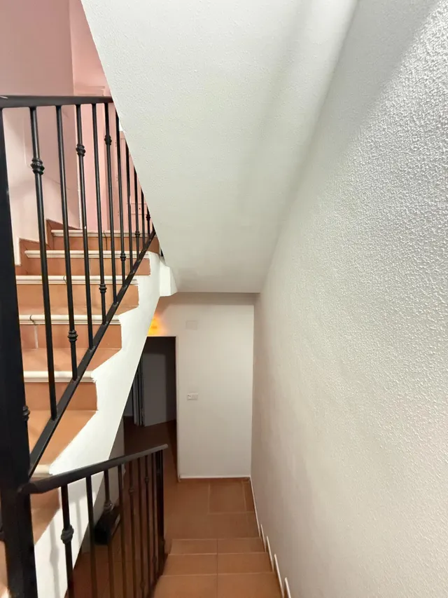 Bungalow con jardín privado, garaje y piscina comunitaria en Santa Pola — 28