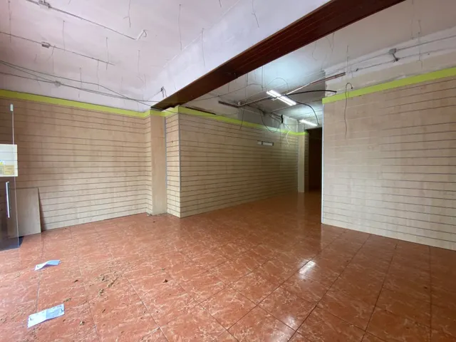 Local diafano en acera "Prime" Passeig Joan de Borbó — 7