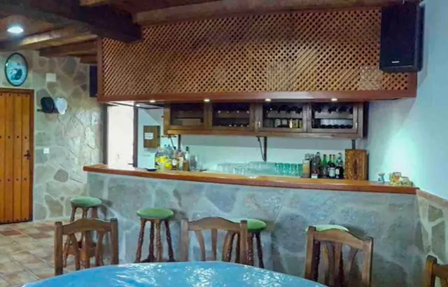 CASA EN ALDEACENTENERA + PARCELA — 11