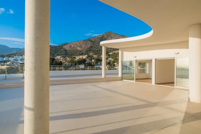 LLAVE EN MANO. ÁTICO MARIPOSA CON ENORME TERRAZA, ORIENTACIÓN SUROESTE Y VISTAS PANORÁMICAS AL MAR — 6