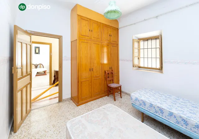 ¡CASA EN UNA SOLA PLANTA, CREA TU VIVIENDA IDEAL EN ALBOLOTE! Casa en una sola planta con patio, garaje y un gran potencial. — 15