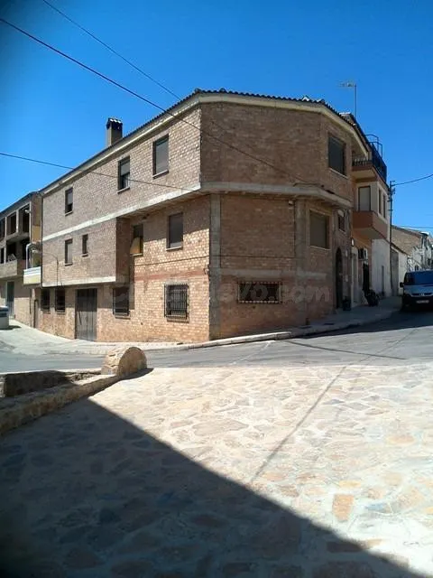 Se vende Piso OKUPADO en CL MENDO BENAVIDES 28 Castellar, (J