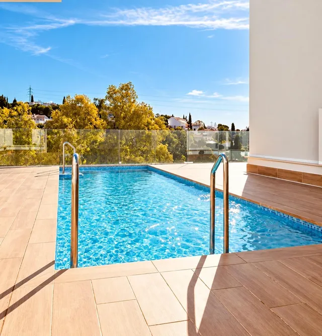 Exclusivo piso de obra nueva en torreblanca del sol, Fuengirola, con terraza, piscina y garaje — 28