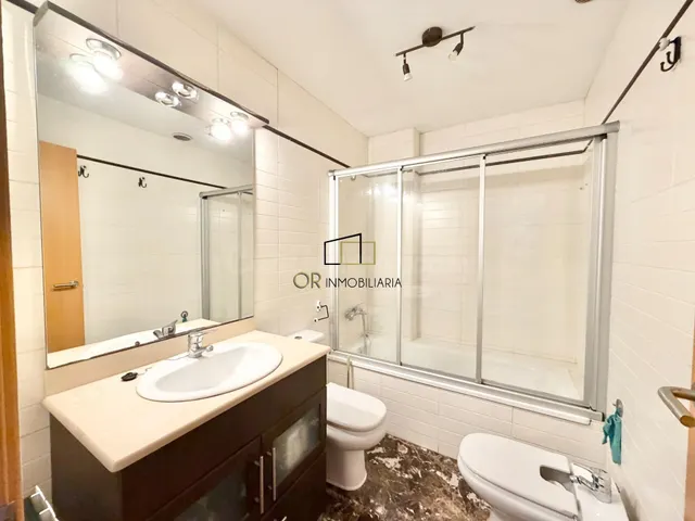 Piso de dos habitaciones, balcón y ascensor en El Vendrell - foto 5