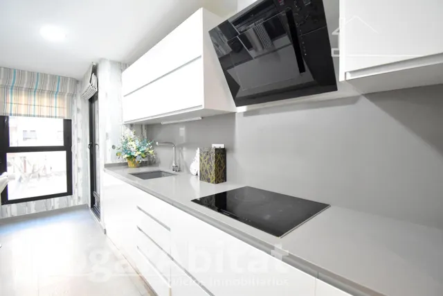 ¡ESPECTACULAR! AMPLIO Y MODERNO EN RESIDENCIAL CON PISCINA, TERRAZA Y GARAJE — 12