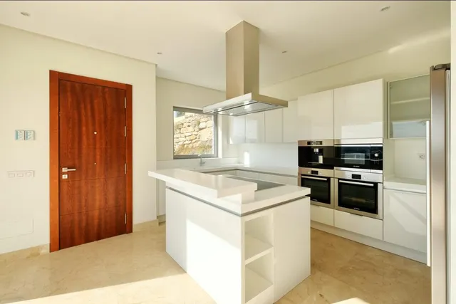Villa contemporanea con vistas al Mar y Montaña!! a 5 minutos de san Pedro de Alcantara, Marbella. — 7