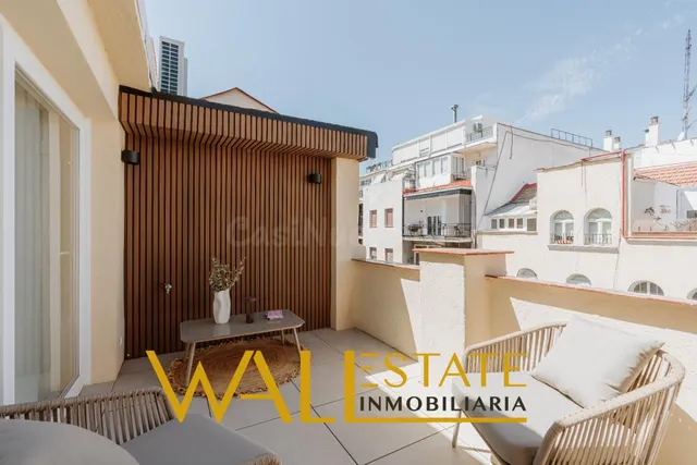 Espectacular ático reformado con terraza en el barrio de Ibi - foto 2