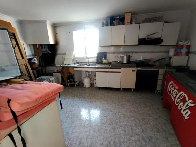 AMPLIO CHALET CON PARCELA EN SAN VICENTE — 9