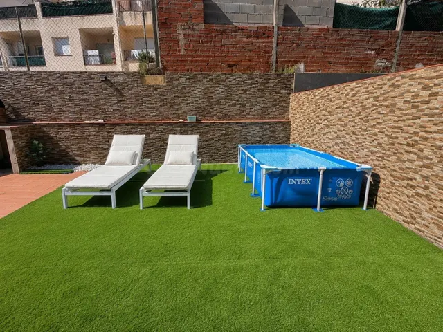 Planta baja con gran terraza privada en el centro del pueblo - foto 3