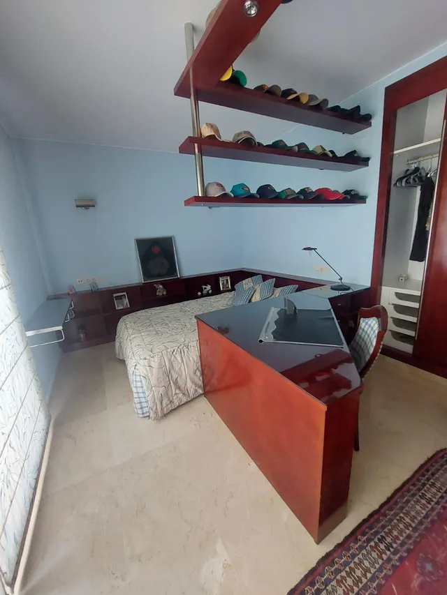 CHALET EN RUISEÑORES. — 16