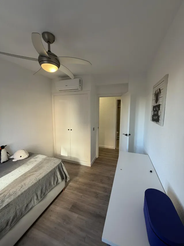 ✨ PISO RECIÉN REFORMADO CON PISCINA Y PARKING A 600 METROS DE LA PLAYA ✨ — 24
