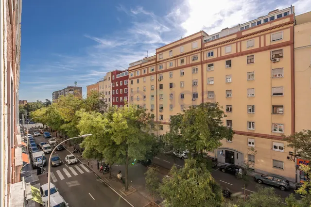 Exclusiva vivienda exterior en tercera planta — 46
