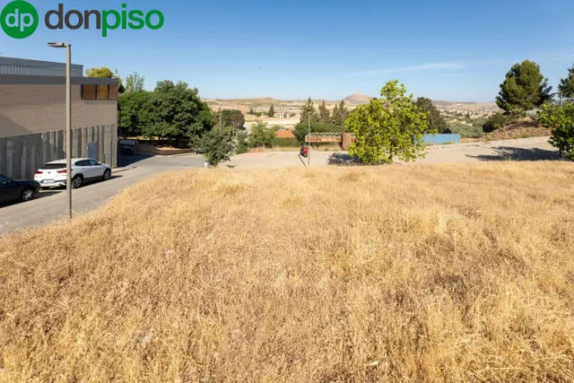 Venta de solar urbano de 258 m2 en Otura (Granada) — 9