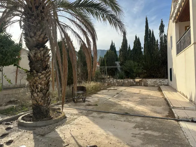 Magnifica casa  con terreno en el casco urbano — 35